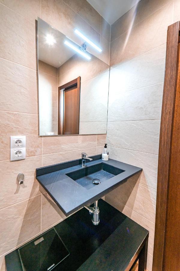 Acogedor Estudio En Cuatro Caminos By Bebalmy Madrid Buitenkant foto